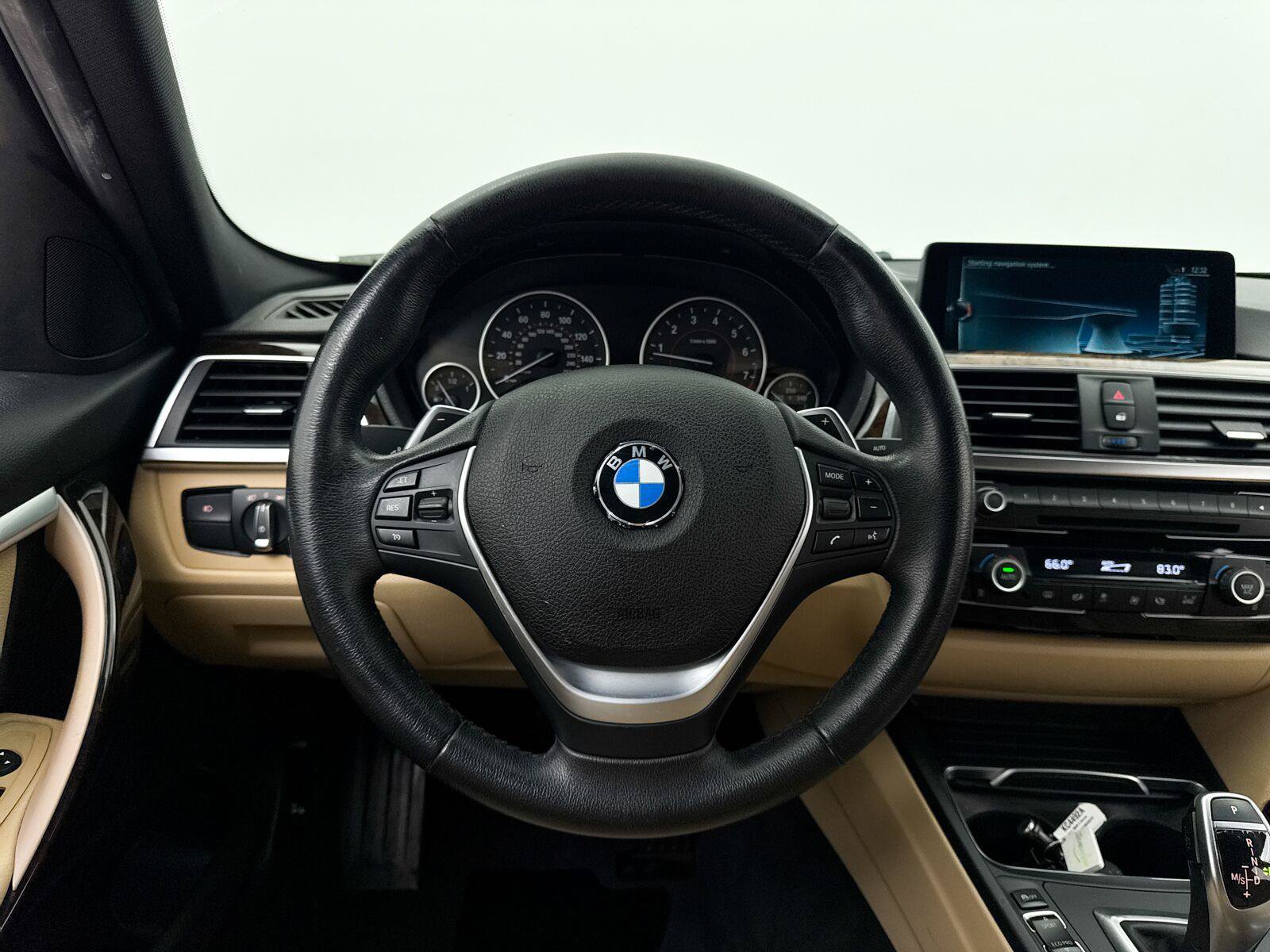 Used 2017 BMW 330i Sedan RWD image 5