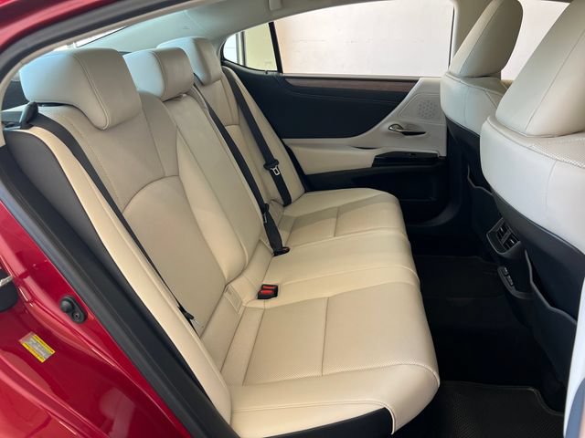 Used 2024 Lexus ES 300h w/ Premium Package FWD image 49
