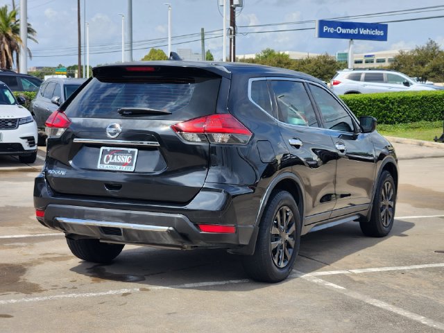 Used 2017 Nissan Rogue S FWD image 7