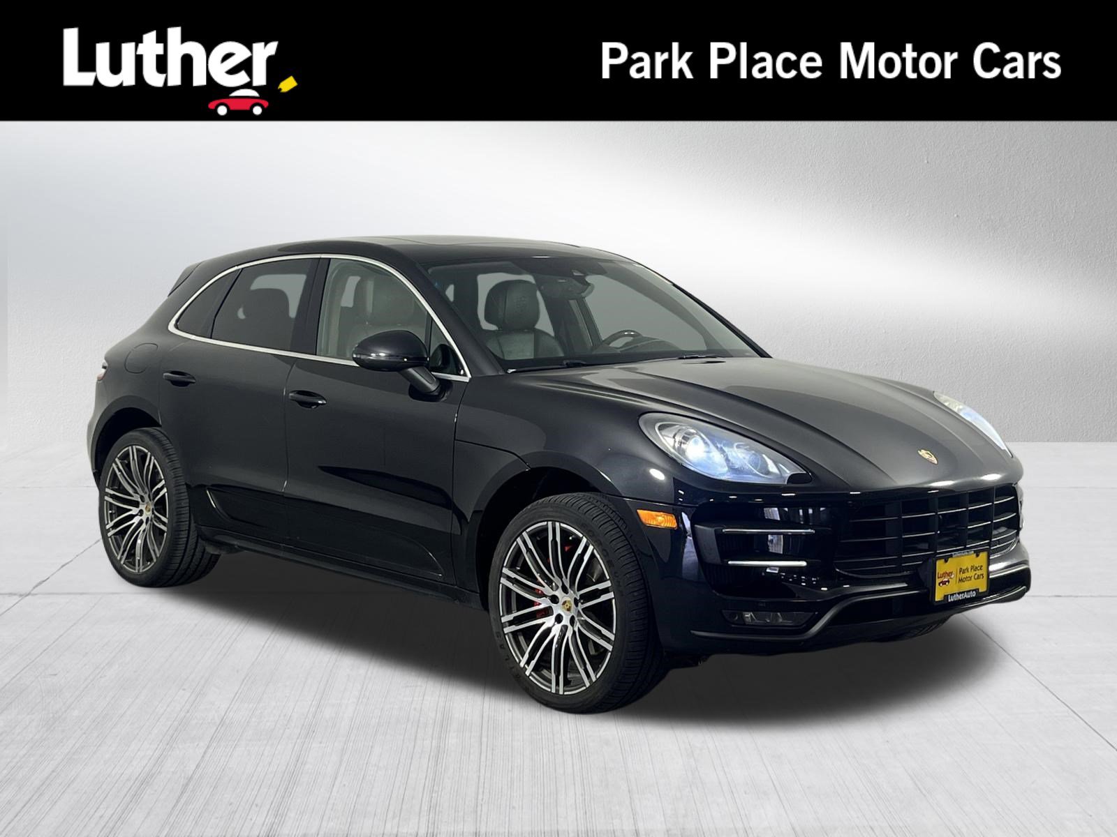 Used 2016 Porsche Macan Turbo AWD/4WD image 1