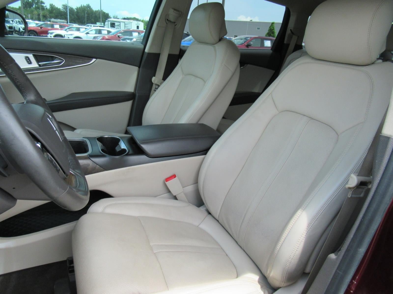 Used 2020 Lincoln Nautilus Reserve w/ Equipment Group 202A AWD/4WD image 20
