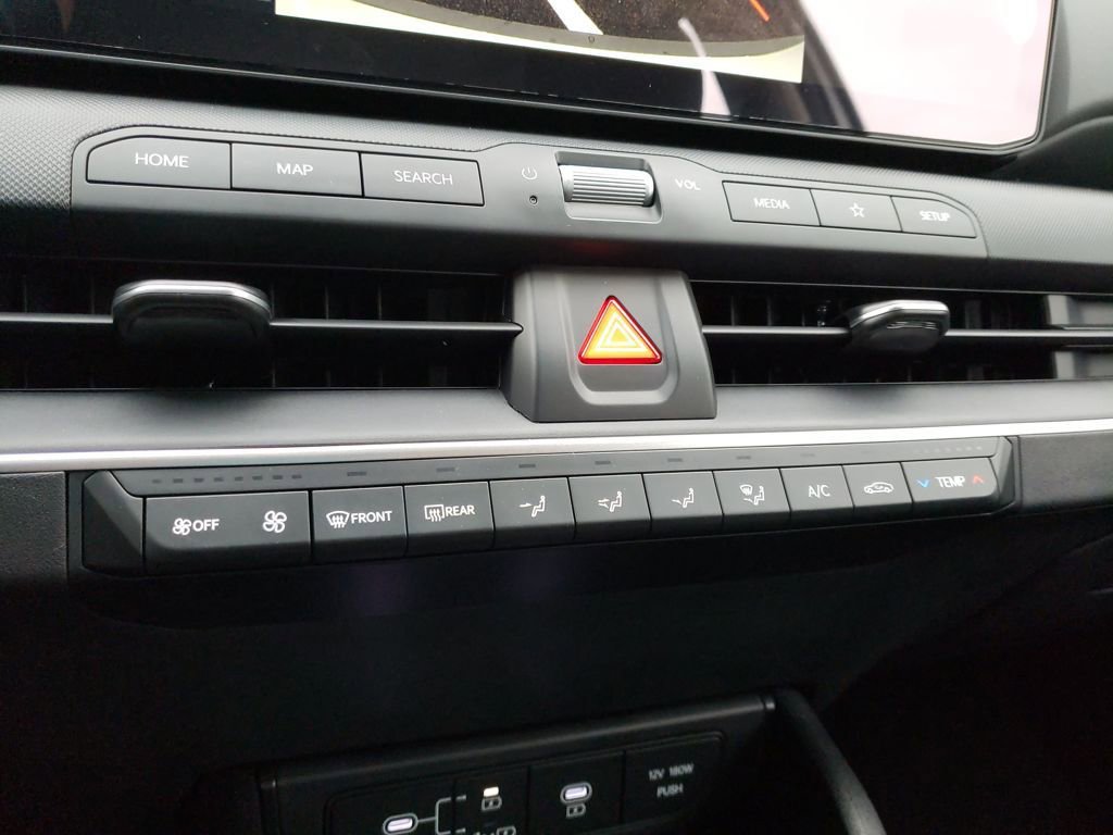 New 2025 Kia K4 LXS image 20