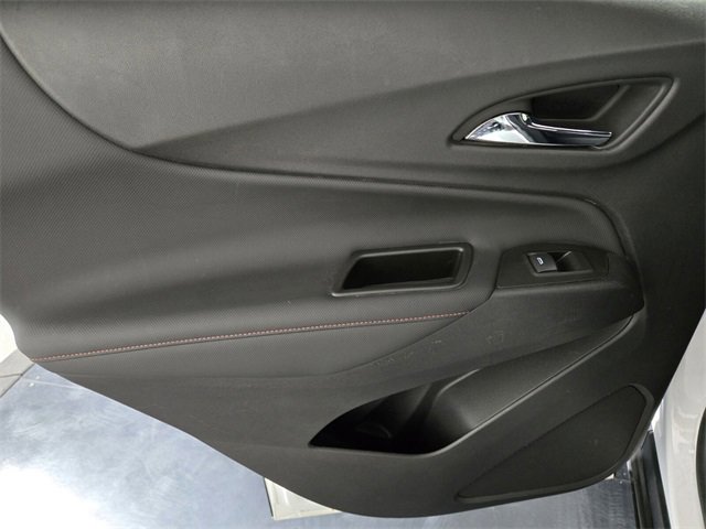 Used 2022 Chevrolet Equinox RS w/ RS Leather Package image 19