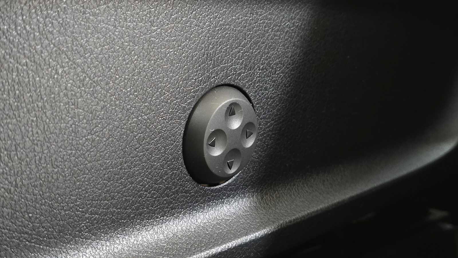 Certified 2023 Mercedes-Benz GLB 250 GLB 250 image 27