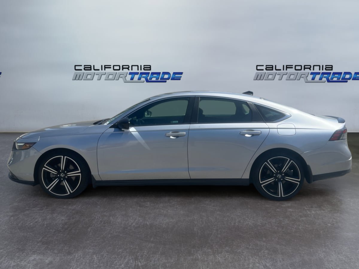 Used 2023 Honda Accord Sport image 8