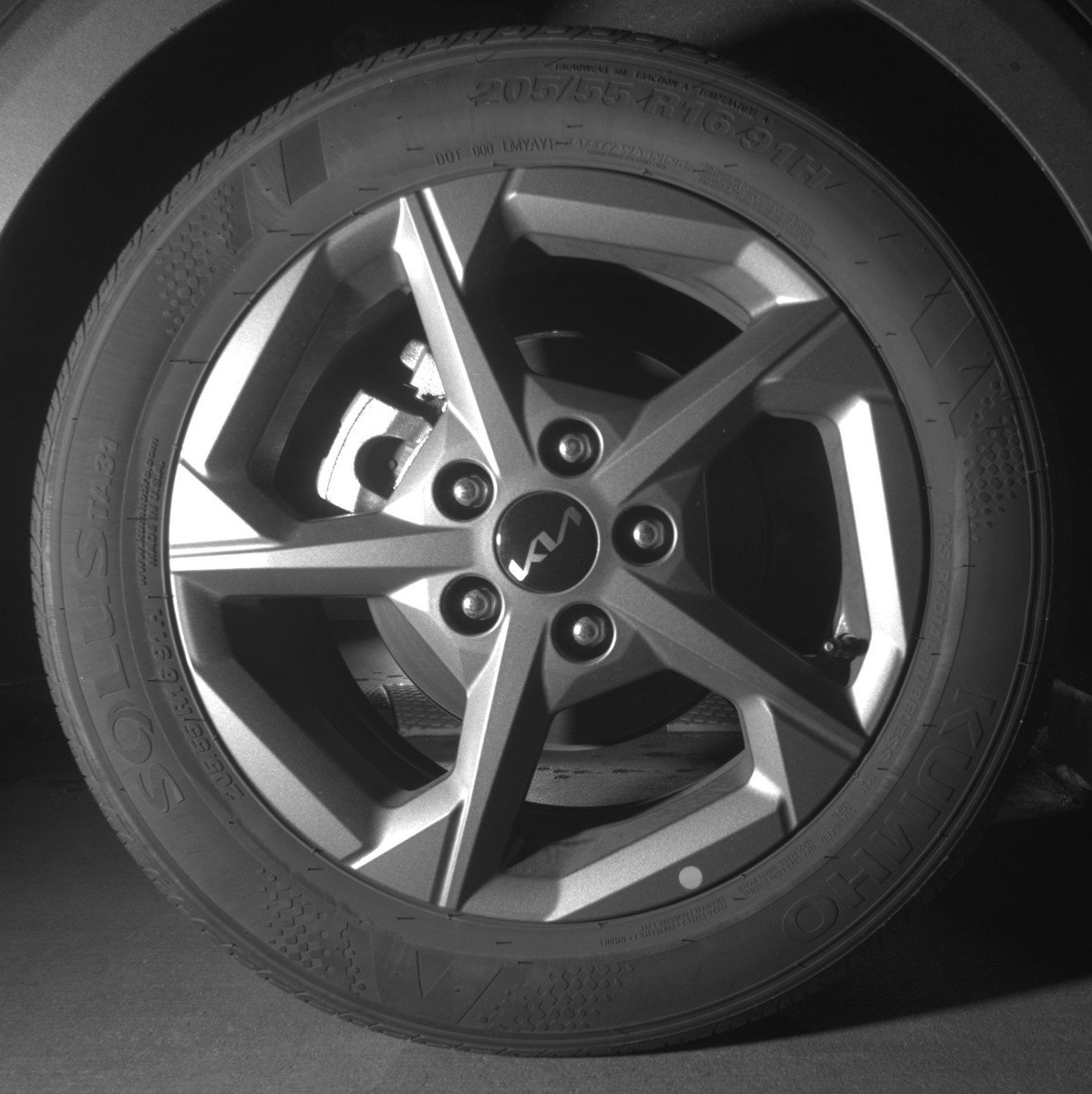 Used 2025 Kia K4 LXS image 15