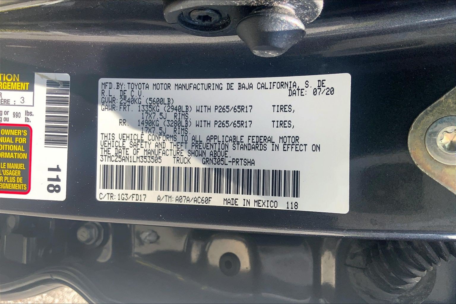 Used 2020 Toyota Tacoma TRD Sport AWD/4WD image 36
