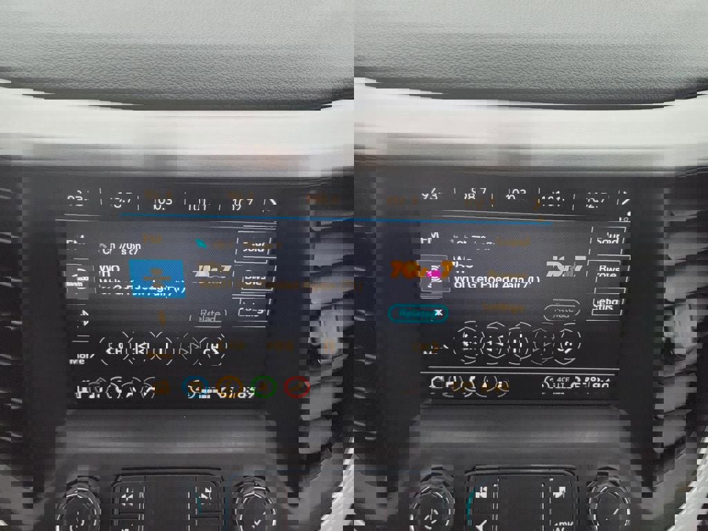 Used 2020 GMC Acadia SLT w/ Premium Package image 29