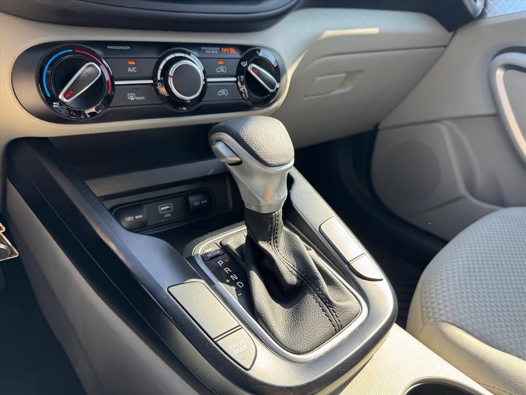 Certified 2025 Kia Soul LX FWD image 19