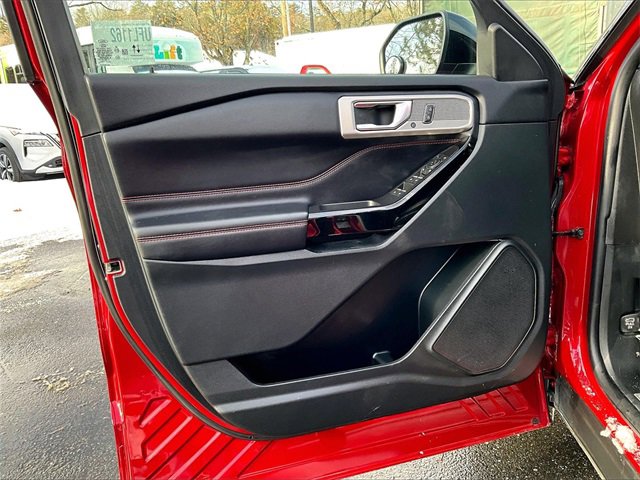 Used 2022 Ford Explorer ST-Line w/ Class IV Trailer Tow Package image 19