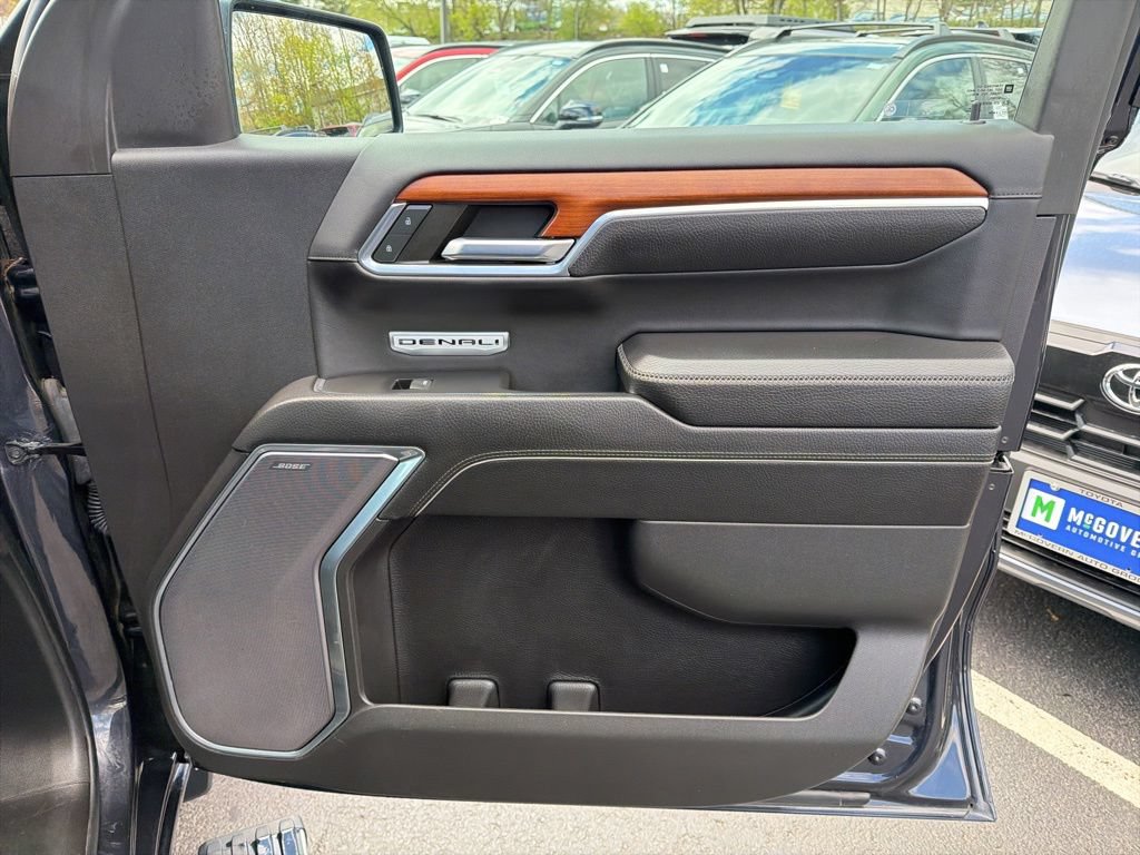 Used 2023 GMC Sierra 1500 Denali w/ Denali Reserve Package AWD/4WD image 9