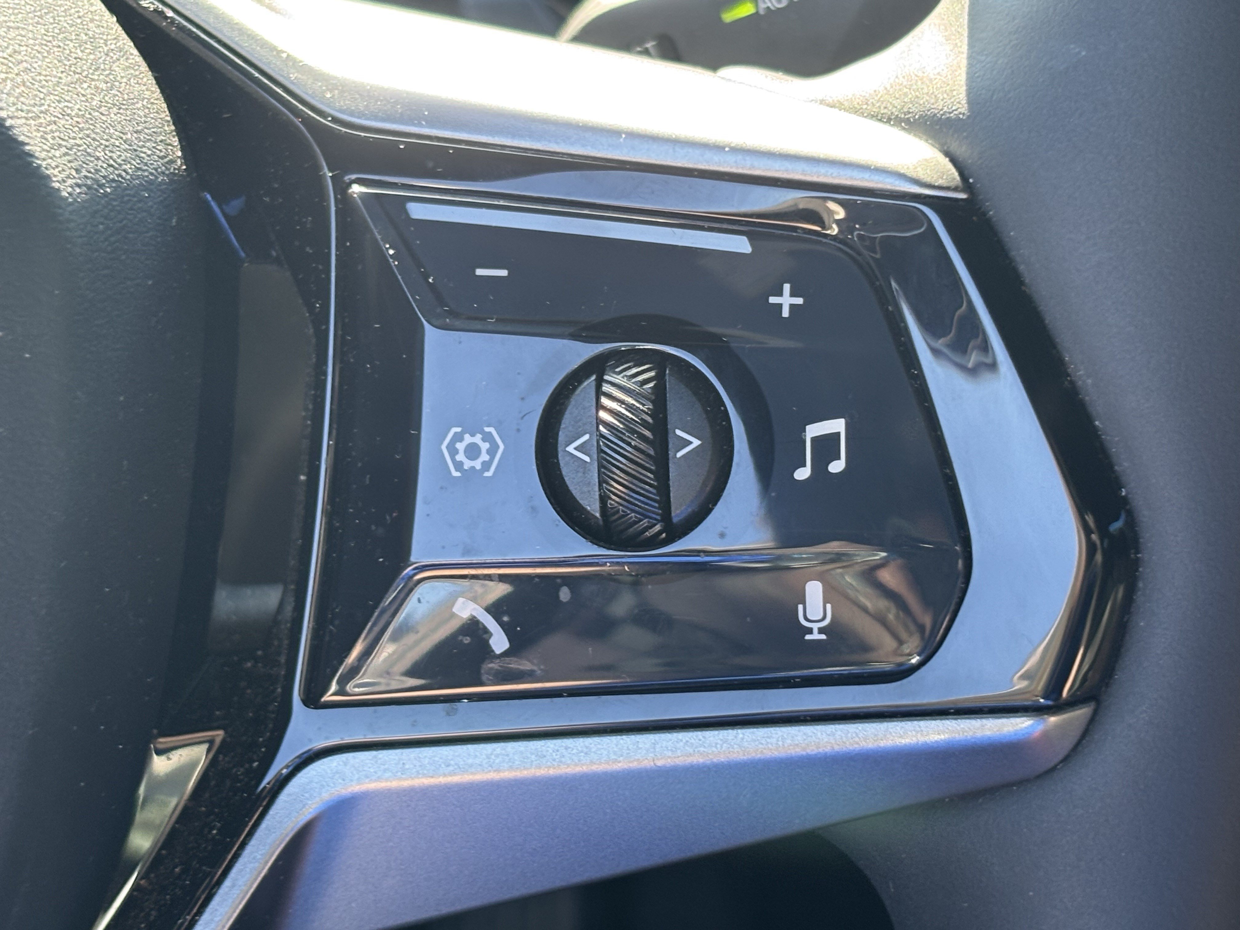 Certified 2024 BMW i5 eDrive40i w/ M Sport Package RWD image 20