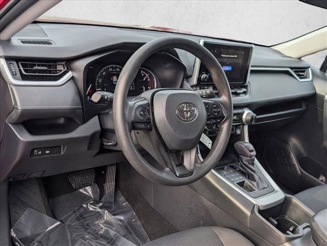 Used 2023 Toyota RAV4 LE image 10