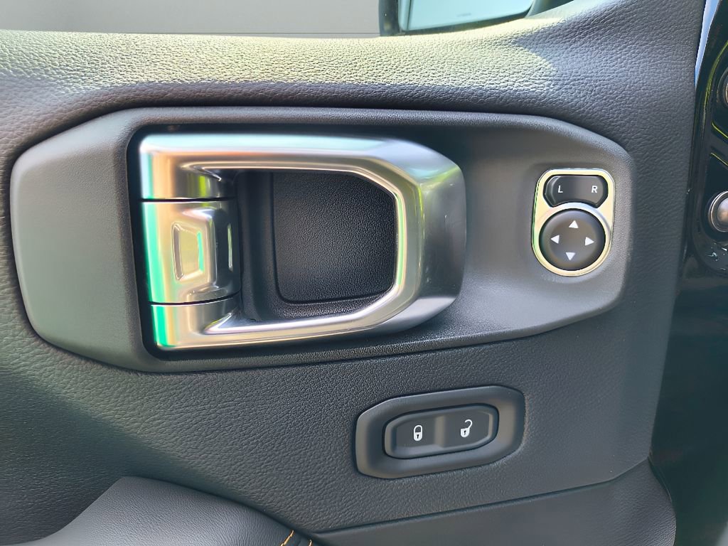 New 2025 Jeep Wrangler Sahara image 9