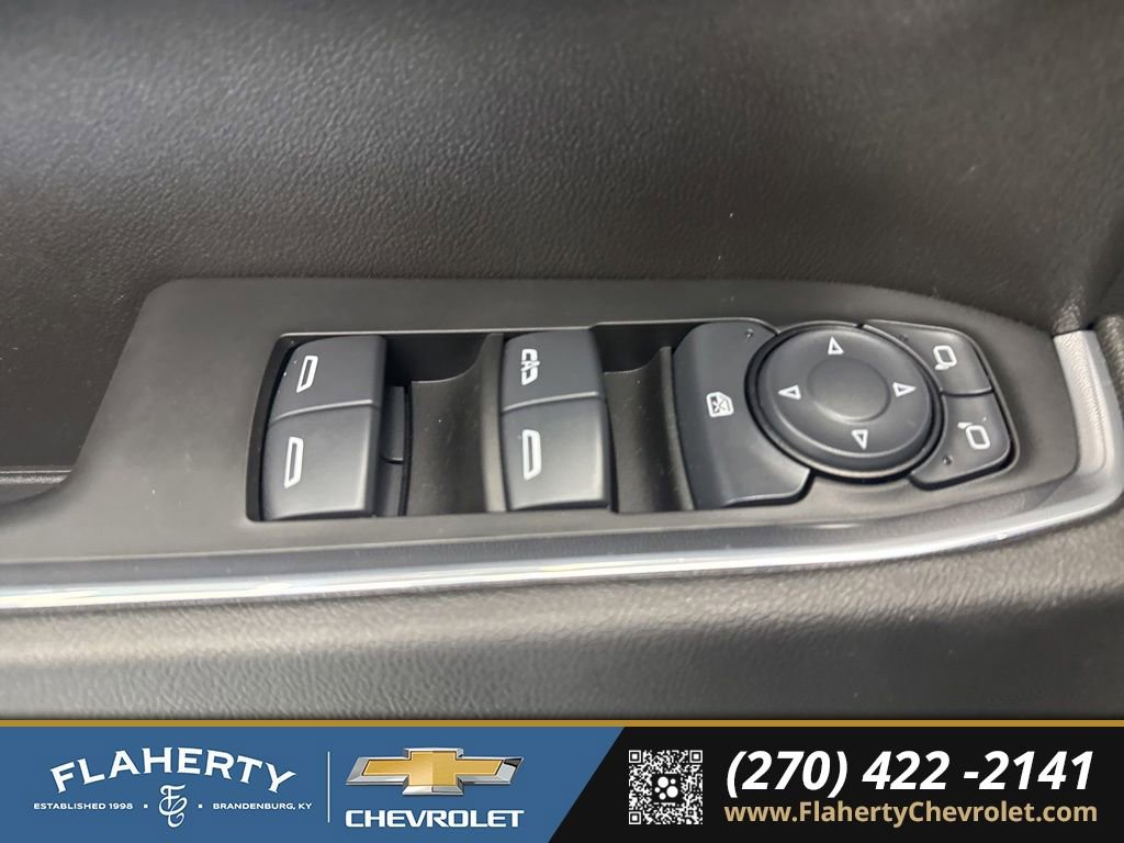 Used 2025 GMC Sierra 1500 Elevation image 18