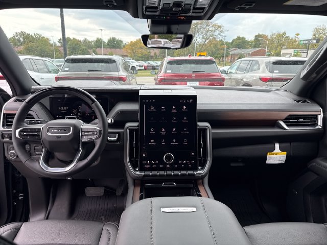 New 2026 GMC Yukon XL Denali w/ Denali Reserve Package AWD/4WD image 15