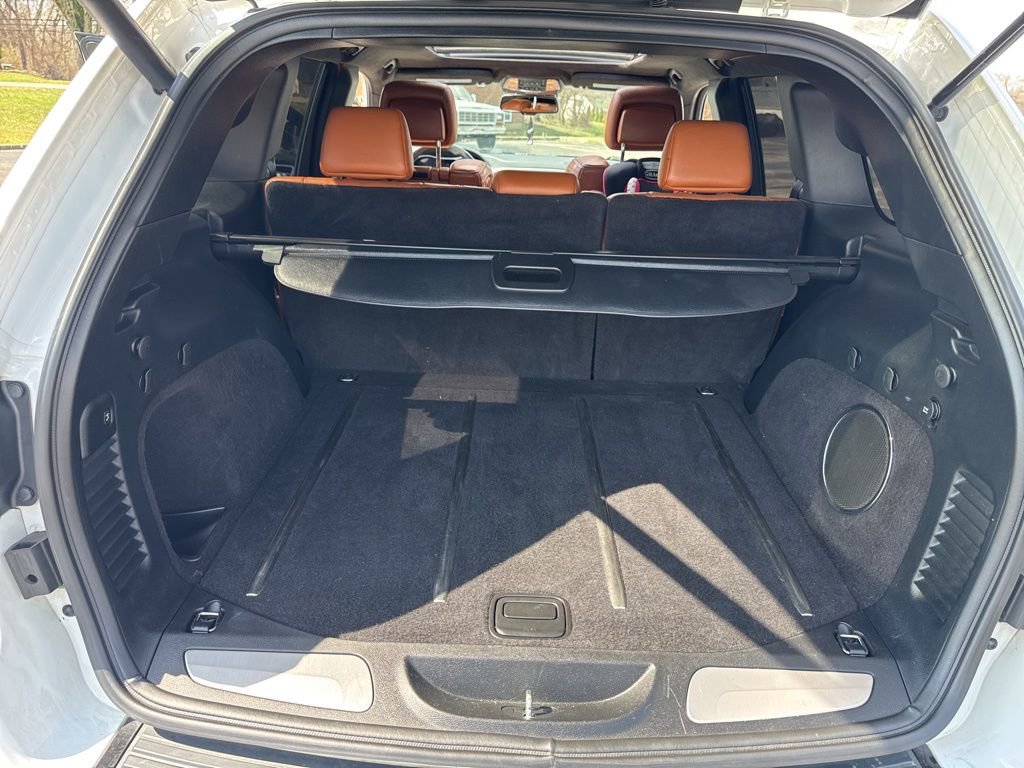 Used 2014 Jeep Grand Cherokee SRT w/ Trailer Tow Group IV image 14