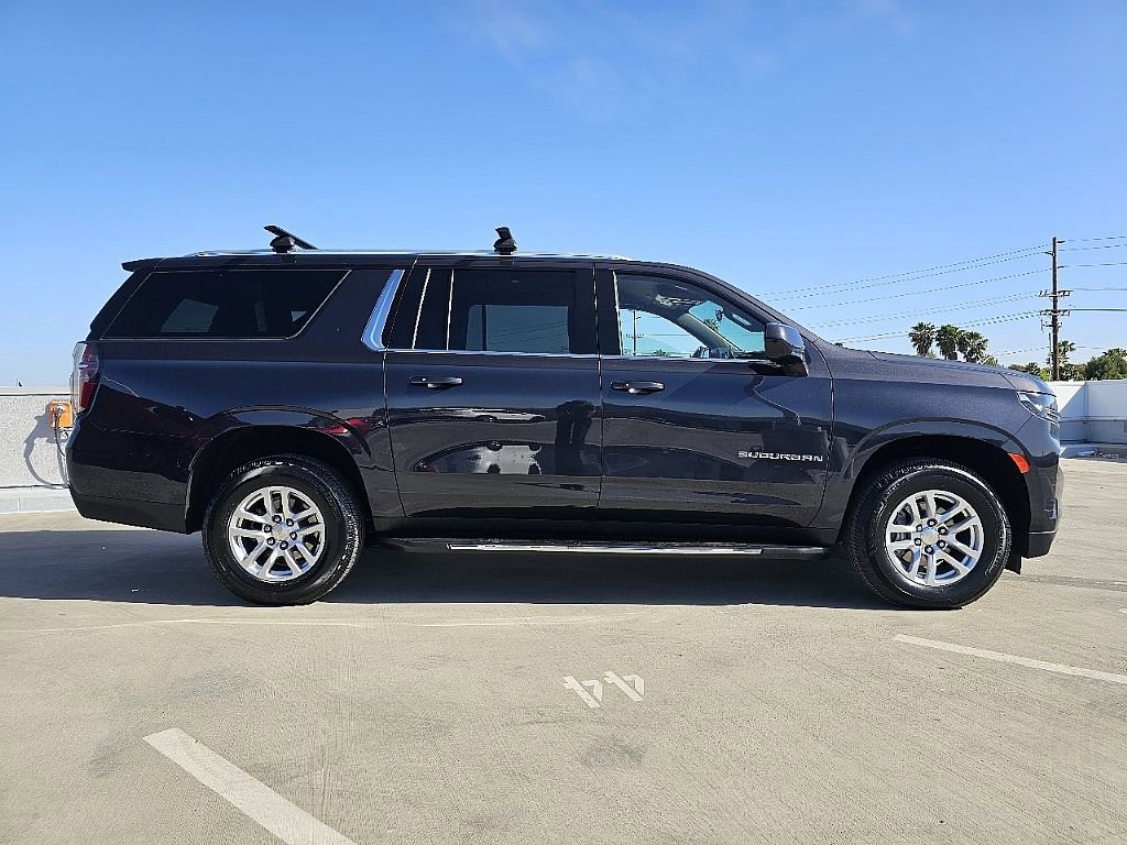 Used 2022 Chevrolet Suburban LS w/ Driver Alert Package AWD/4WD image 10