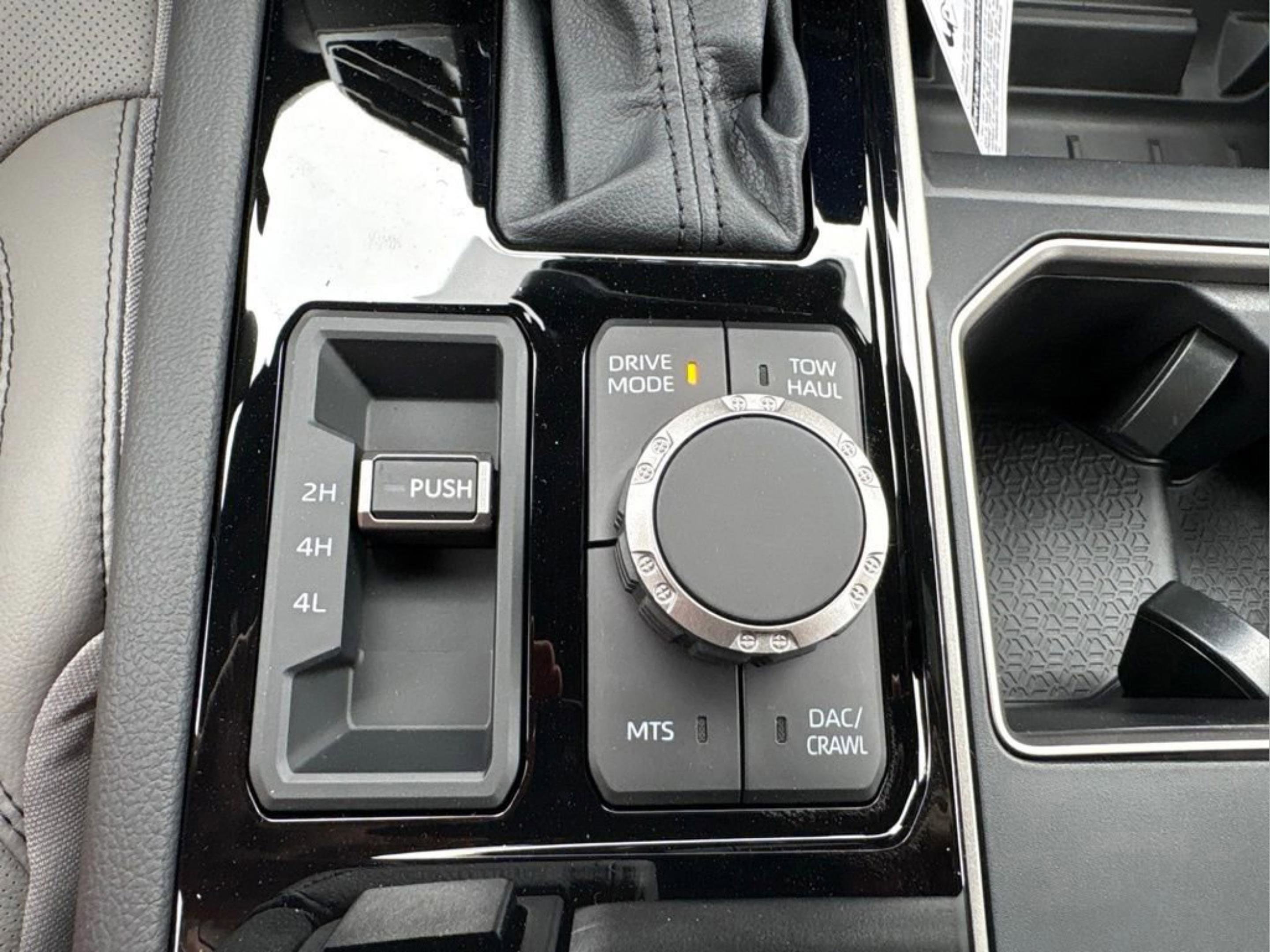 New 2026 Toyota Tundra Limited AWD/4WD image 21