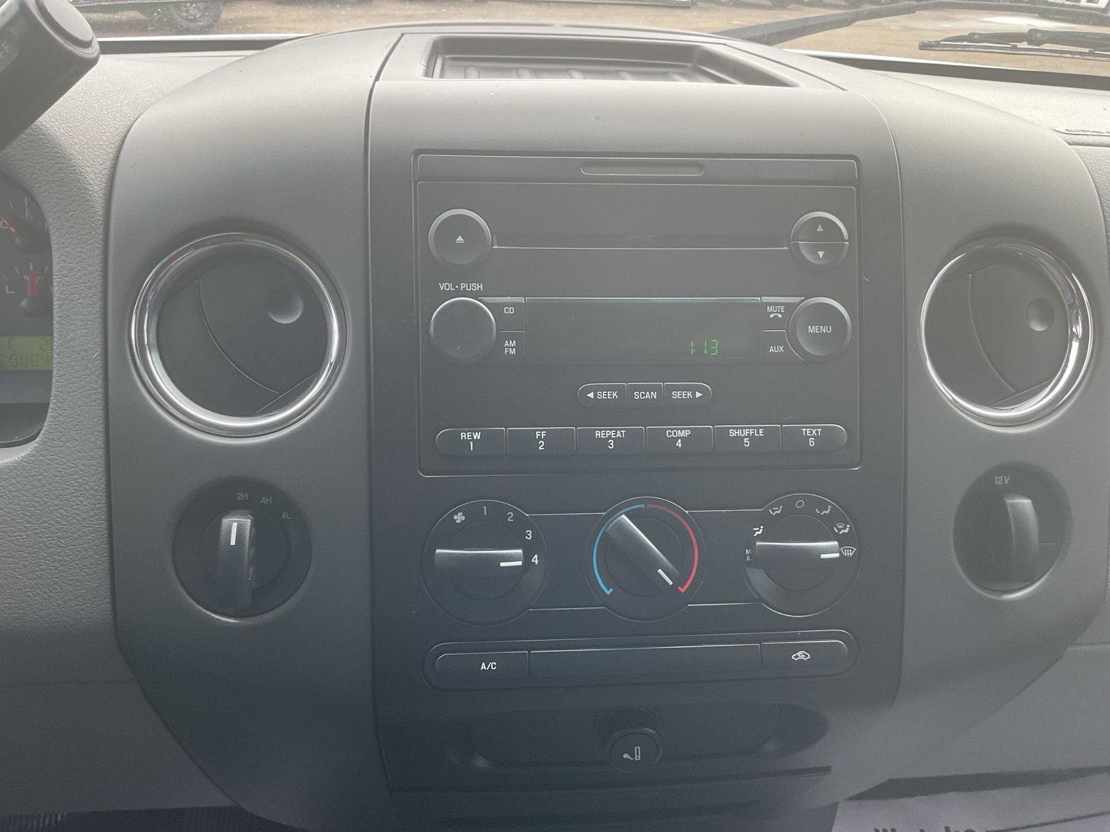 Used 2004 Ford F150 XLT image 14