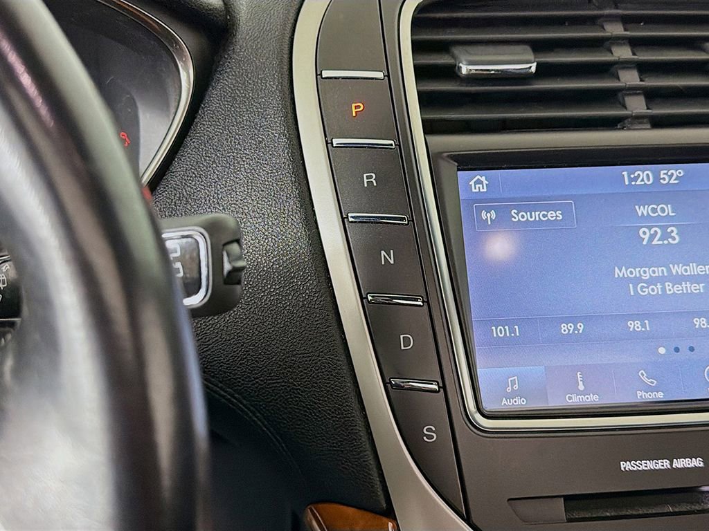 Used 2020 Lincoln Nautilus Reserve image 37