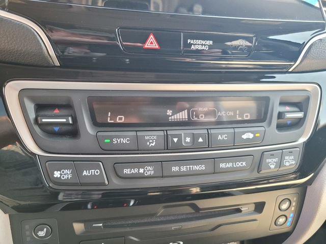 Used 2019 Honda Pilot Elite image 24