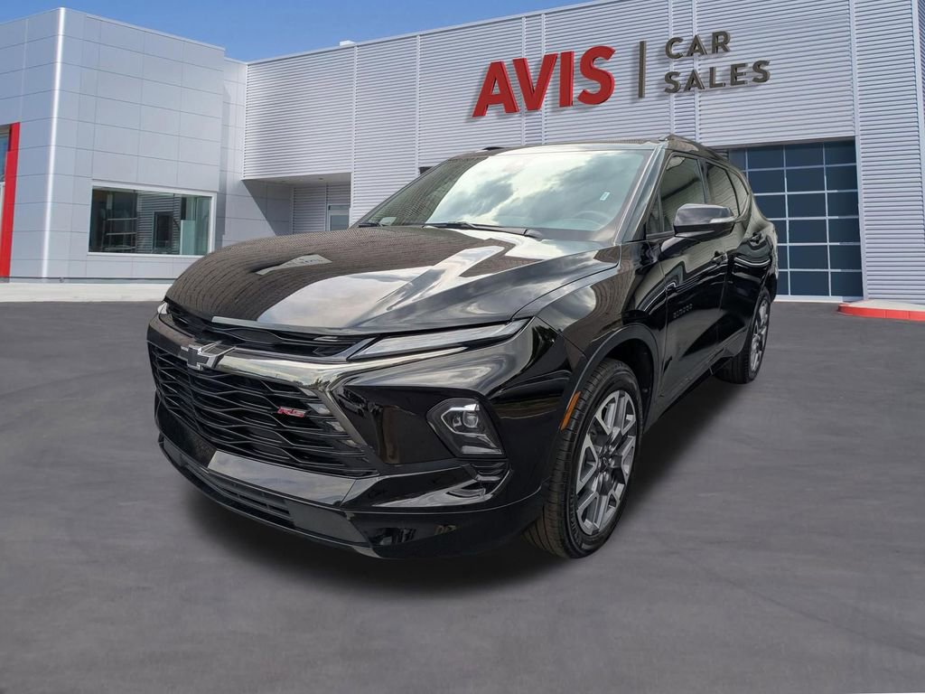 Used 2025 Chevrolet Blazer RS FWD image 1