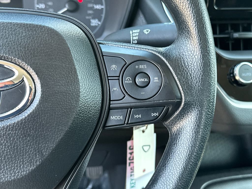 Used 2024 Toyota Corolla LE image 19