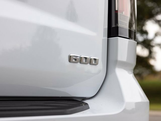 Used 2026 Cadillac Escalade ESV Sport w/ Touring Package image 69