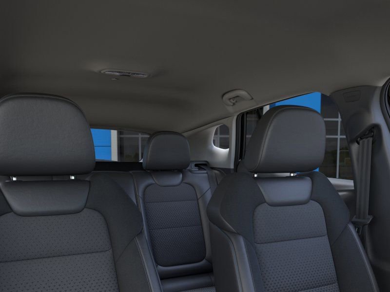 New 2026 Chevrolet Trax LT w/ Driver Confidence Package FWD image 24