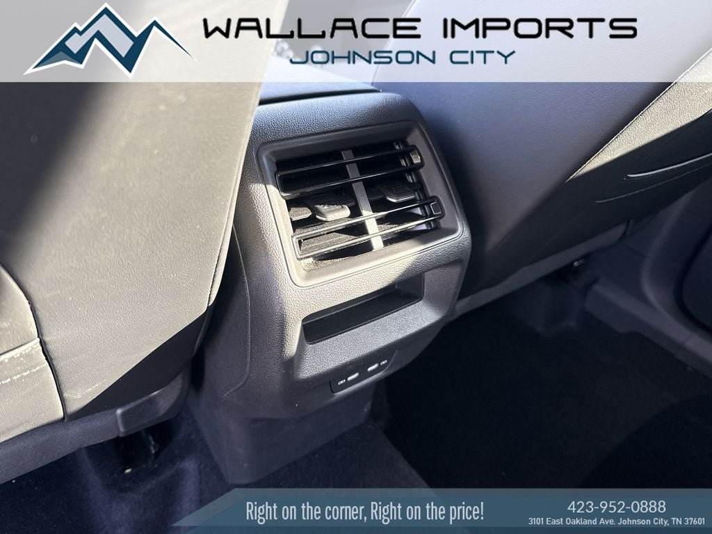 New 2025 Volkswagen Tiguan SE AWD/4WD image 26