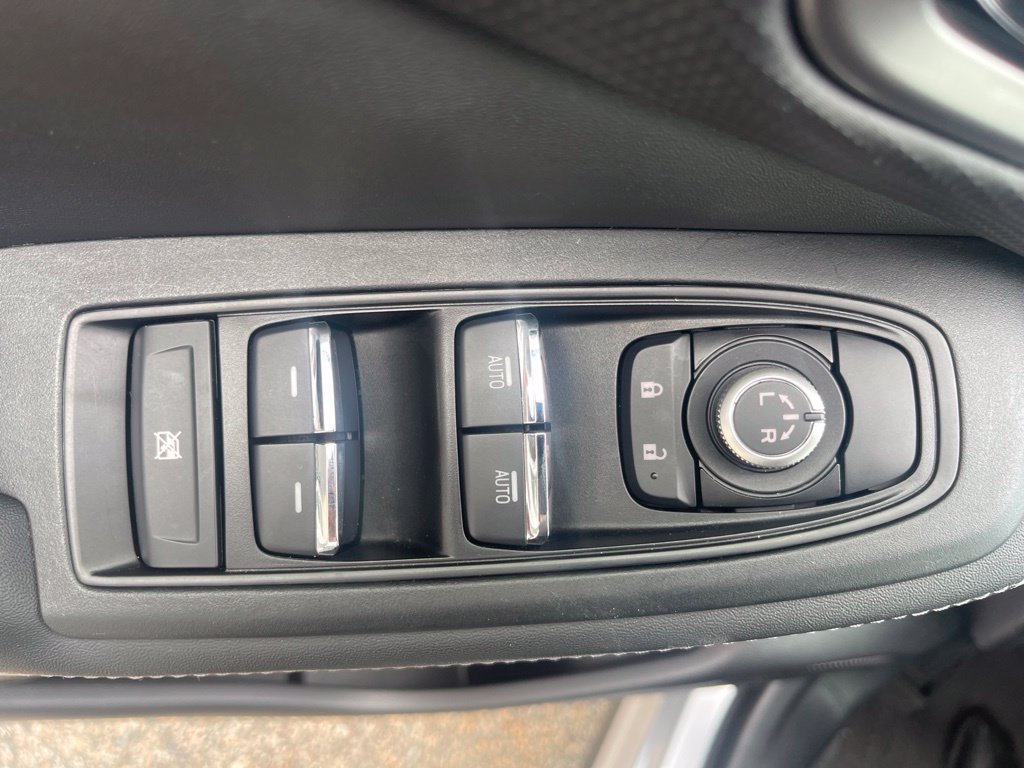Used 2023 Subaru Forester Premium AWD/4WD image 22