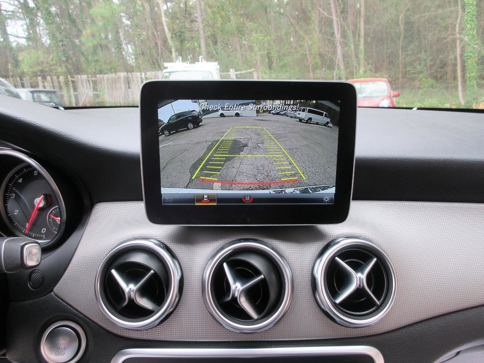 Used 2020 Mercedes-Benz GLA 250 4MATIC image 19