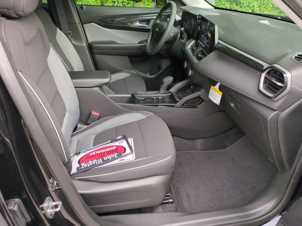 New 2026 Chevrolet TrailBlazer LS w/ LS Convenience Package FWD image 33