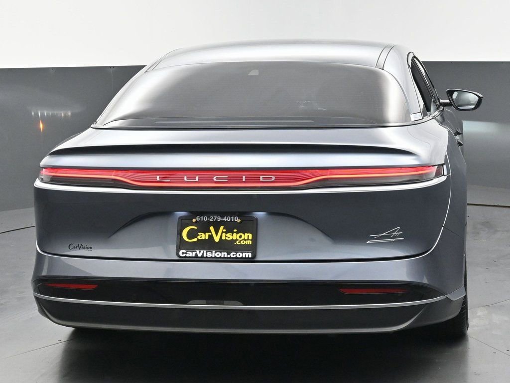 Used 2024 Lucid Air Touring image 3