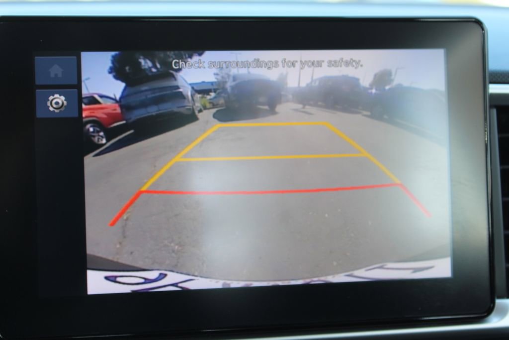 Used 2025 Hyundai Venue SEL FWD image 26