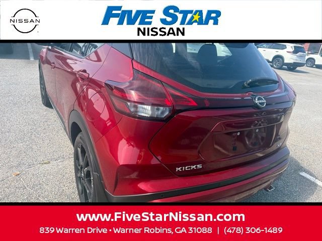 Used 2023 Nissan Kicks SR w/ SR Premium Package FWD image 13