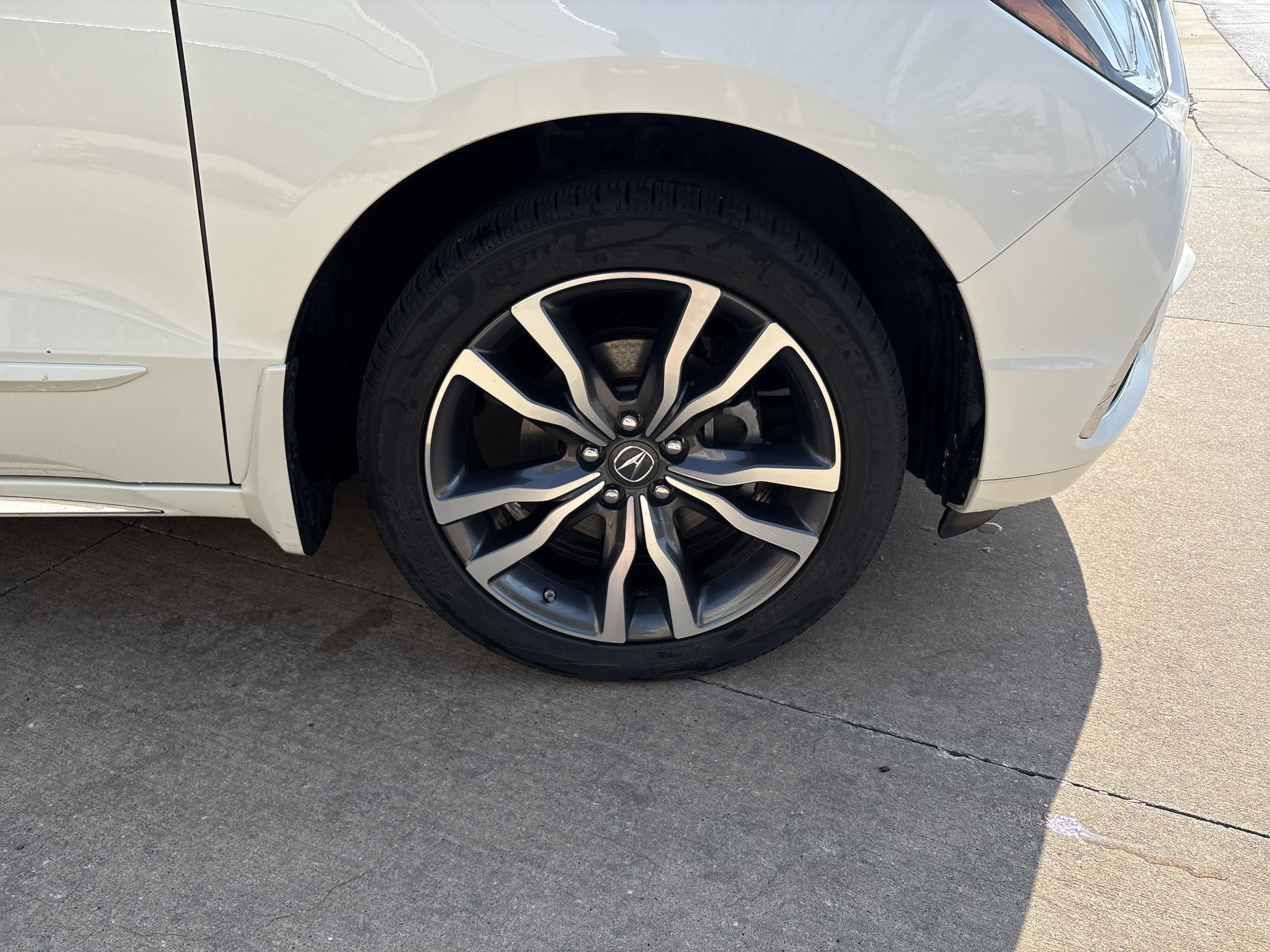 Used 2019 Acura MDX SH-AWD w/ Advance Package image 13