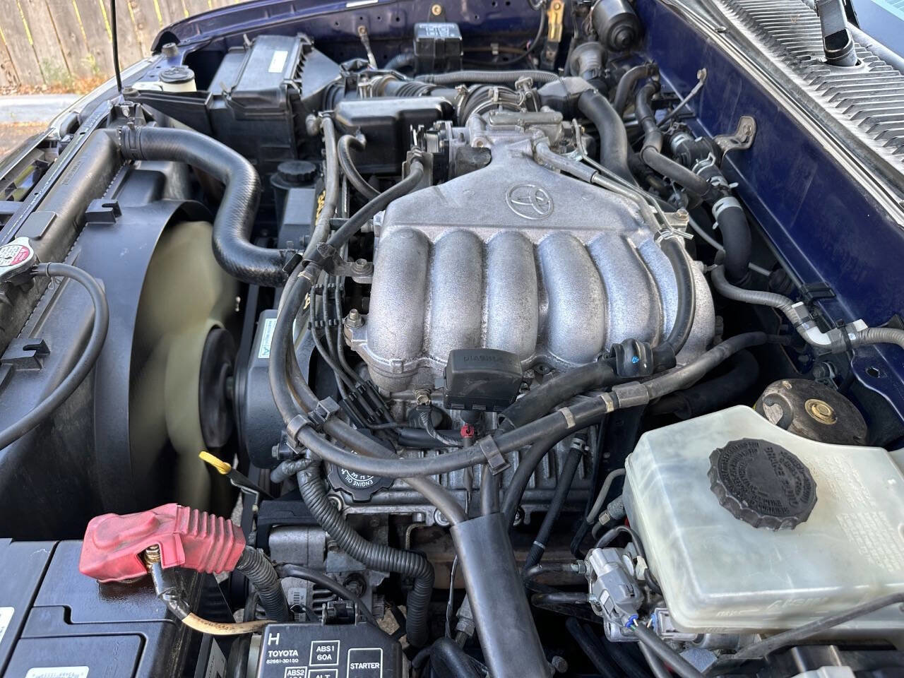 Used 2001 Toyota 4Runner SR5 image 38