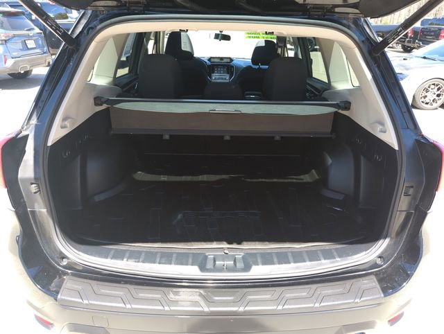 Used 2023 Subaru Forester Premium AWD/4WD image 28