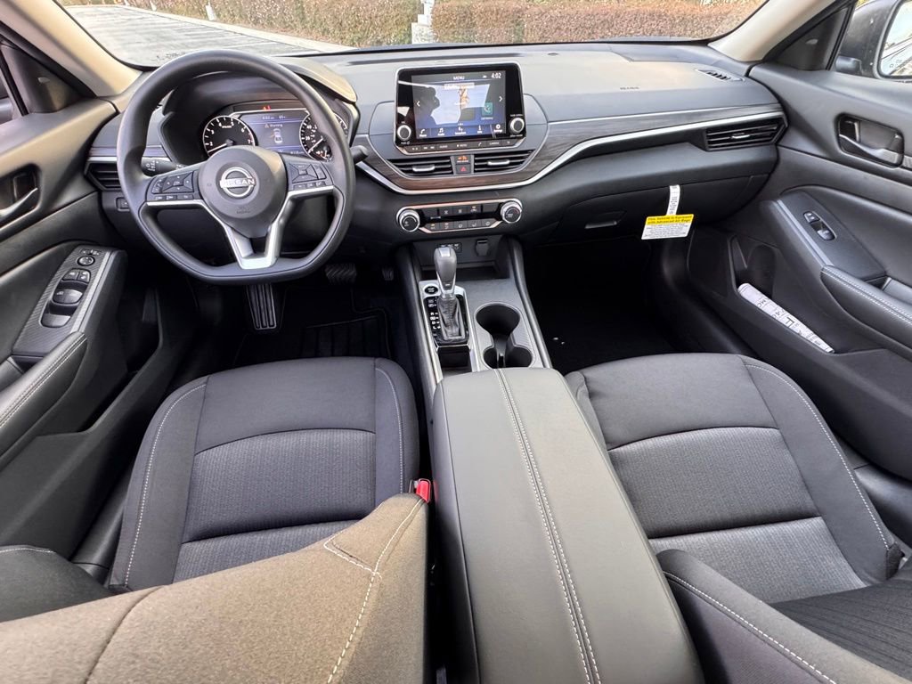 New 2026 Nissan Altima 2.5 SV FWD image 11