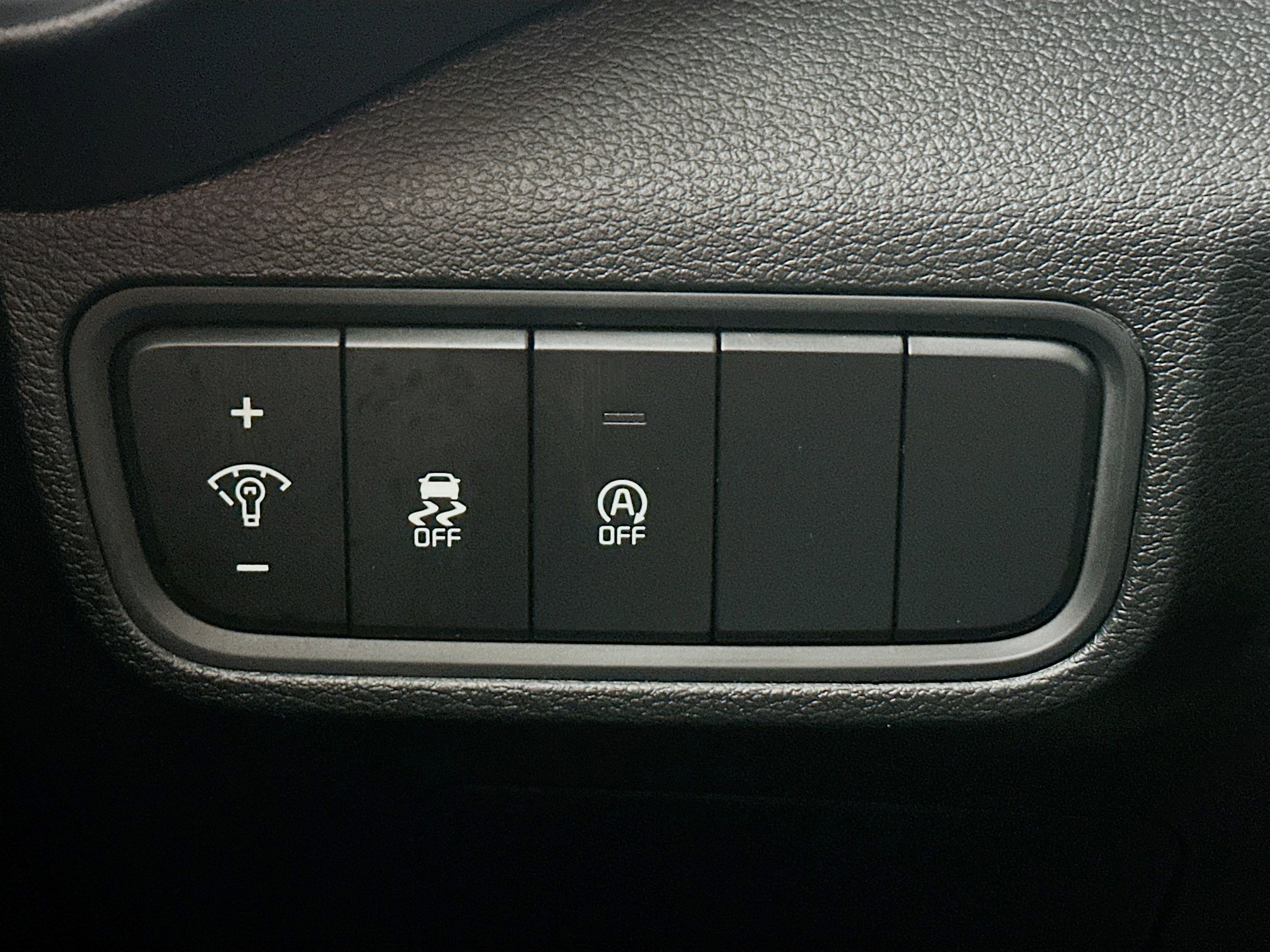 Used 2024 Kia Soul LX w/ Option Group 015 image 17