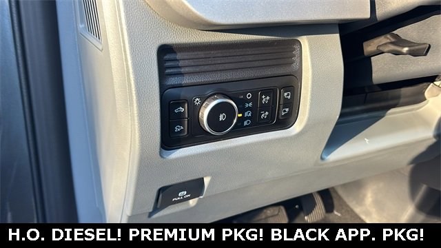 New 2026 Ford F350 XLT w/ XLT Premium Package image 10