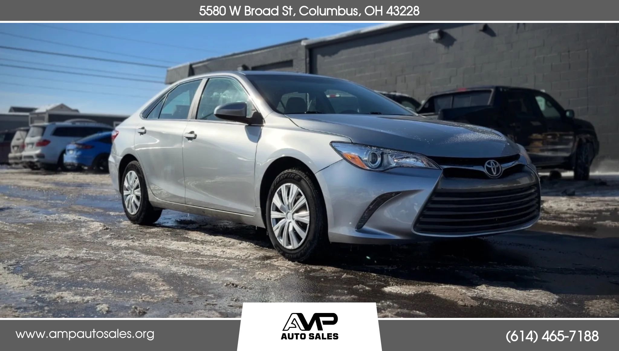 Used 2017 Toyota Camry LE FWD image 1
