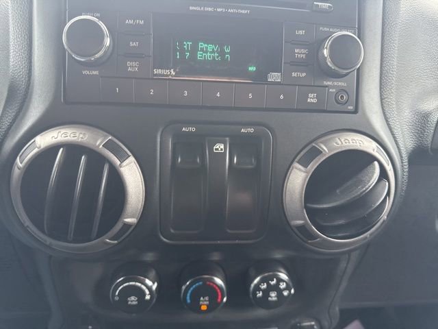 Used 2015 Jeep Wrangler Willys Wheeler image 15