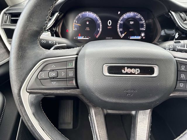Used 2022 Jeep Grand Cherokee L Limited w/ Black Appearance Package RWD image 16