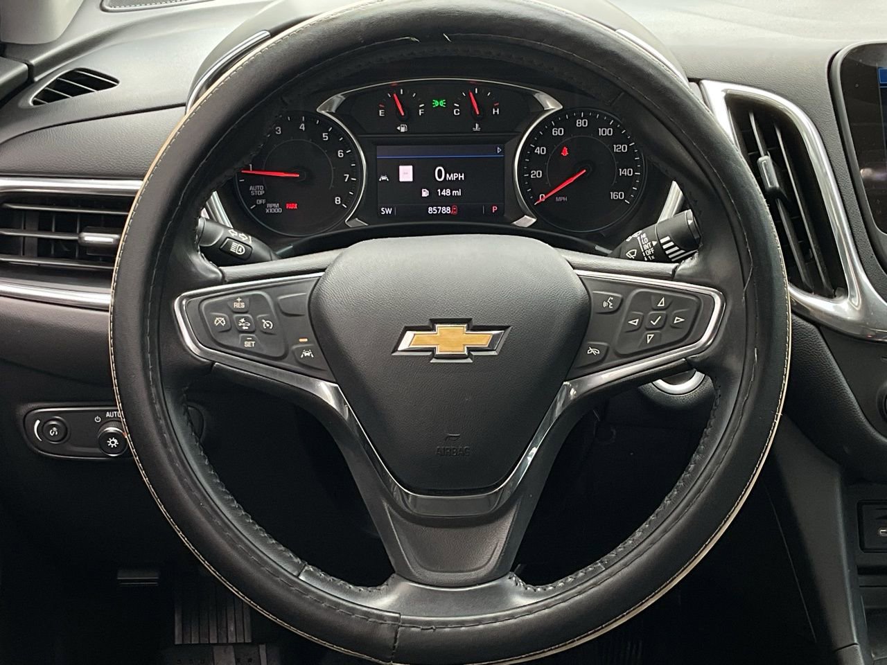 Used 2020 Chevrolet Equinox LT w/ Sport Edition image 21