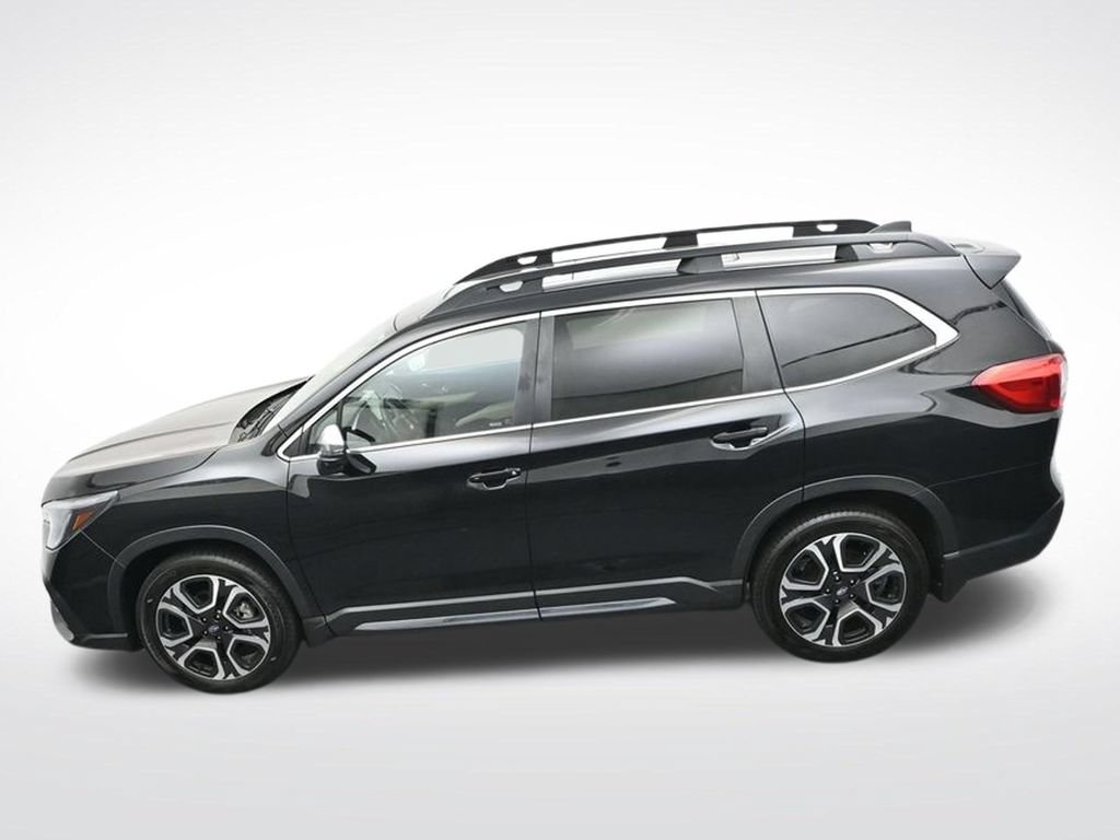 Used 2023 Subaru Ascent Limited w/ Technology Package AWD/4WD image 25