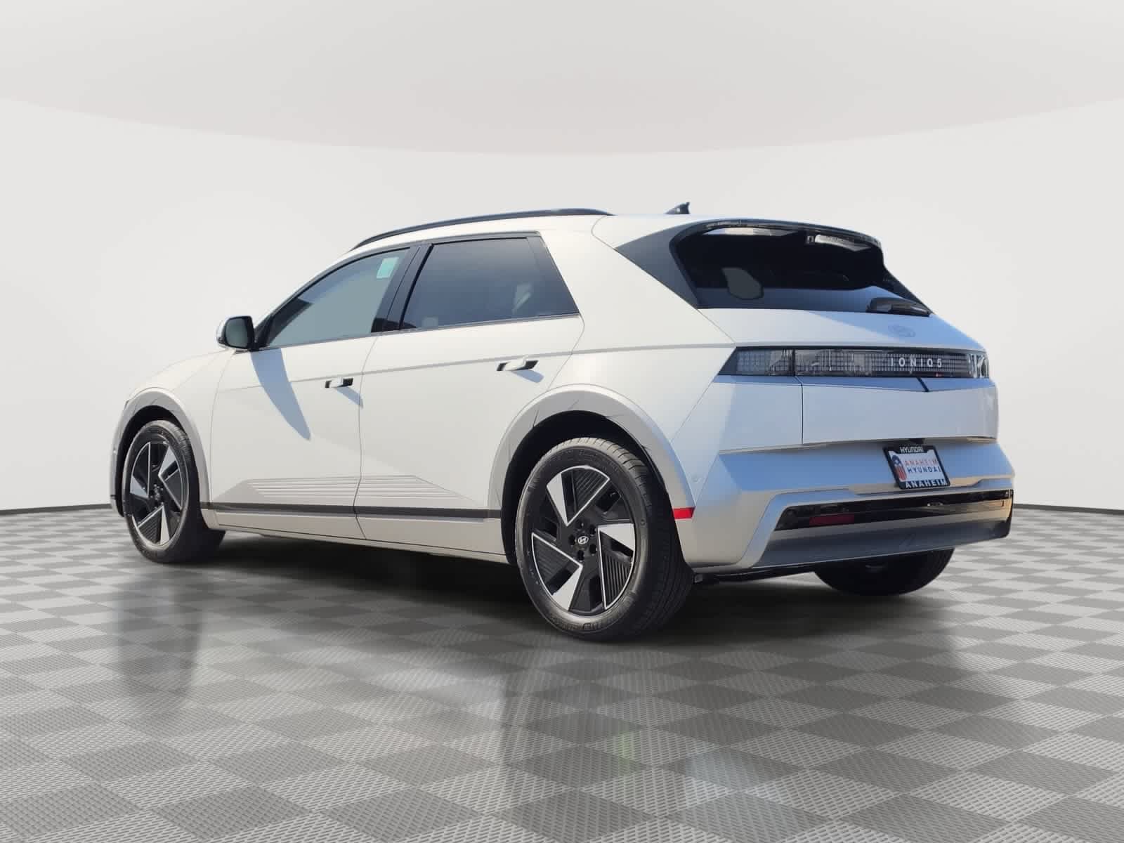 New 2027 Hyundai Ioniq 5 Limited RWD image 9