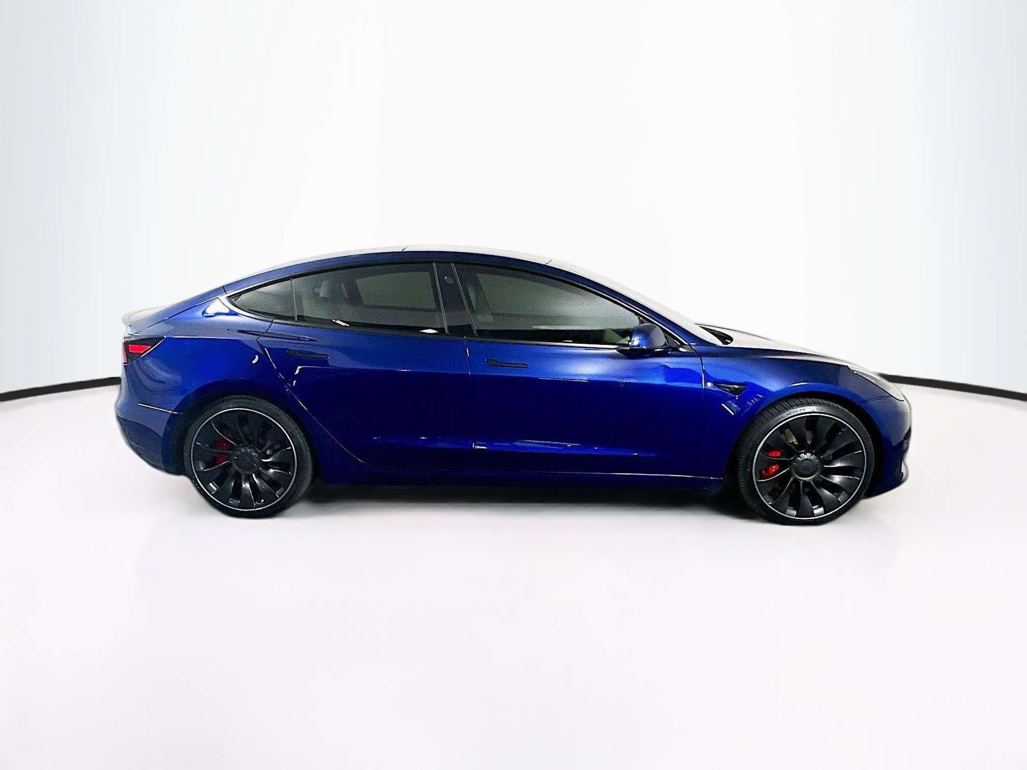 Used 2022 Tesla Model 3 Performance AWD/4WD image 10